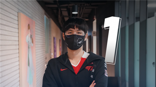 的看台上 的看台上